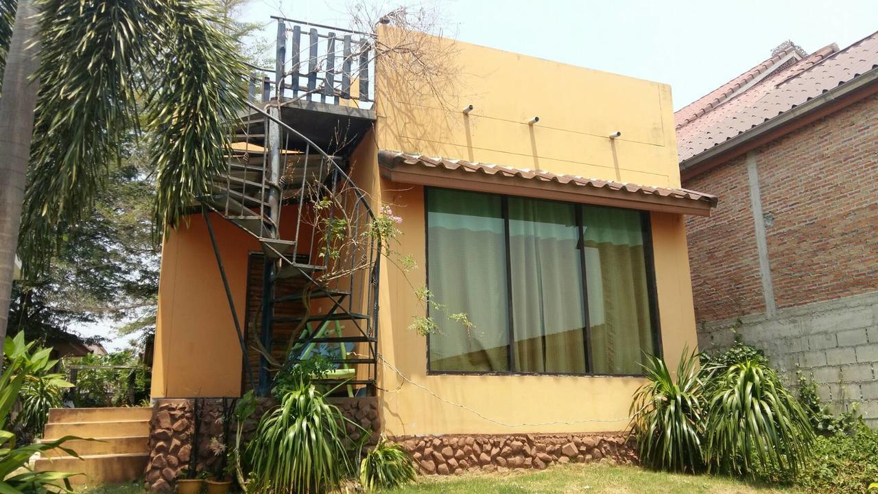 Baan Din Baramee Resort Kamphaeng Phet Eksteriør billede